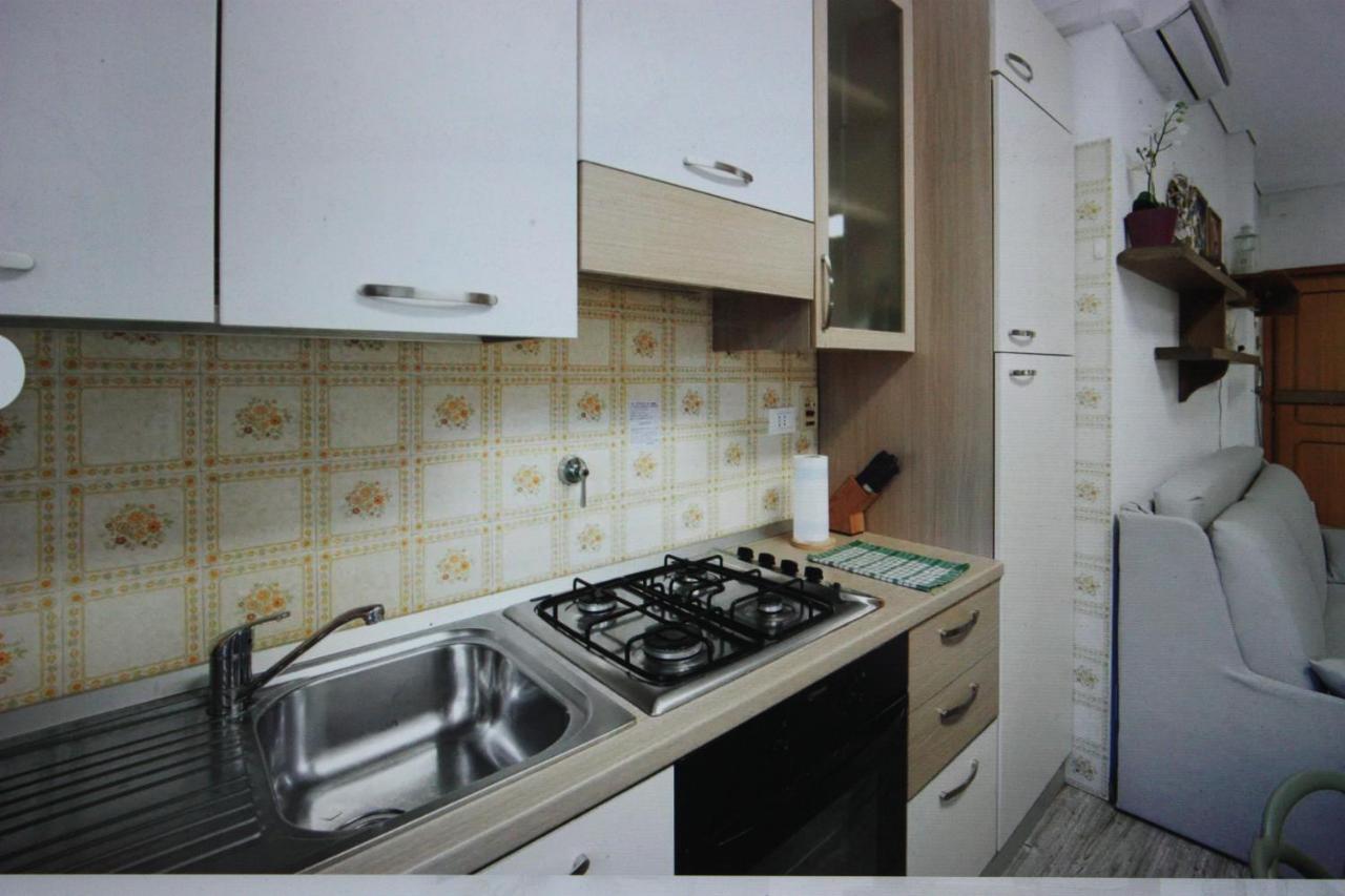 Monolocale บอร์ดิเกรา ภายนอก รูปภาพ