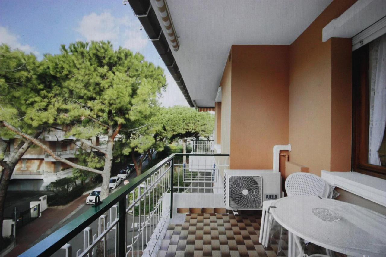 Monolocale บอร์ดิเกรา ภายนอก รูปภาพ